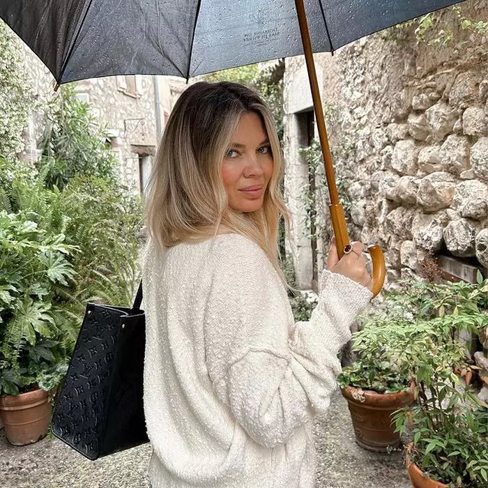gina-in-luna-de-miere