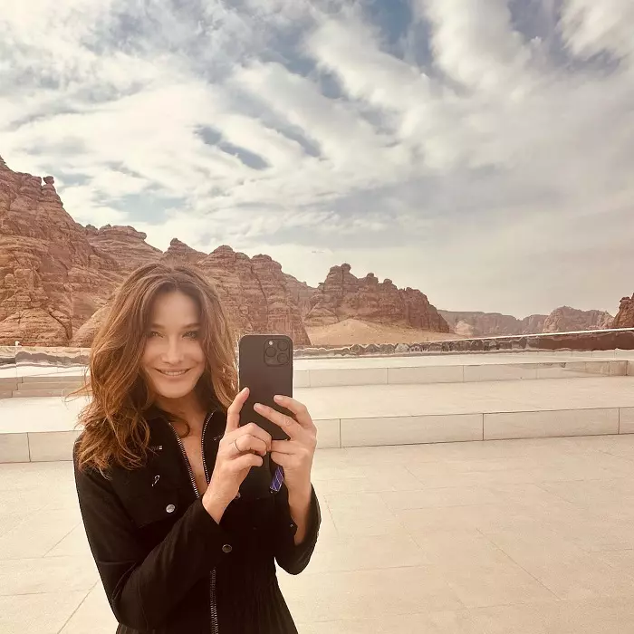 carla-bruni-99