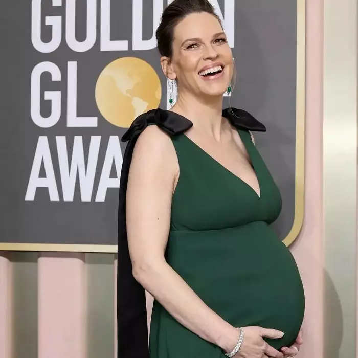 Hilary Swank 35