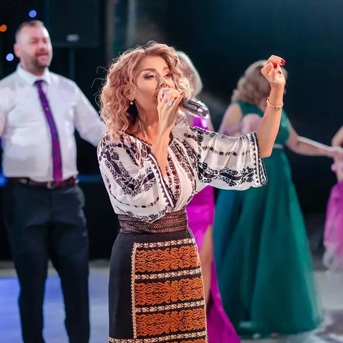 Emilia Ghinescu la eveniment 2