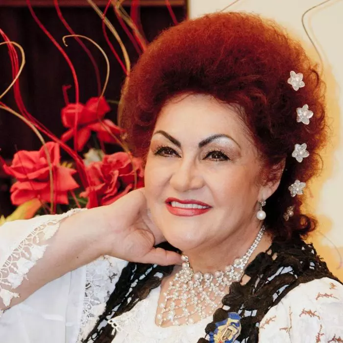 elena-merisoreanu-6