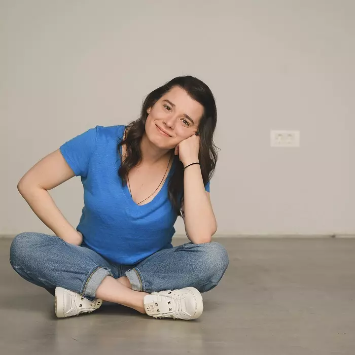 Kira Hagi 4