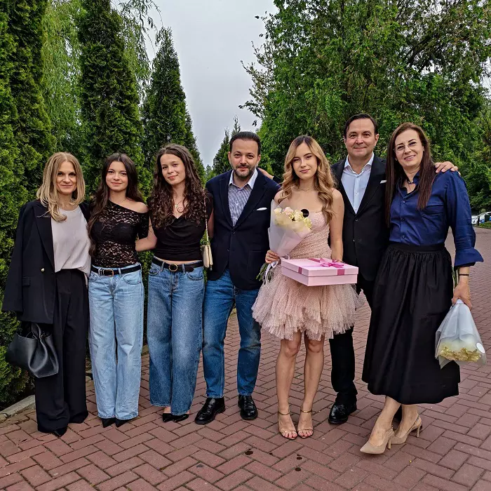 mihai morar si daniel buzdugan cu famillie