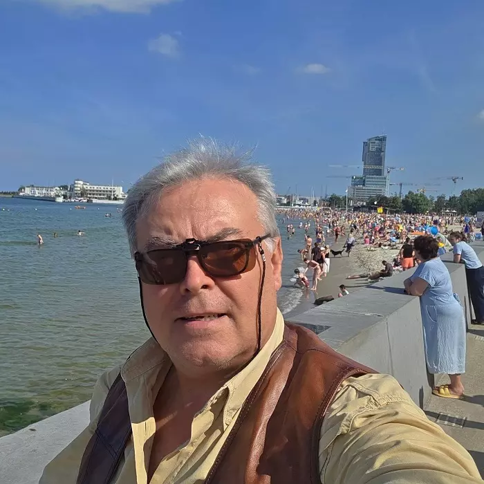 adrian cioroianu 5