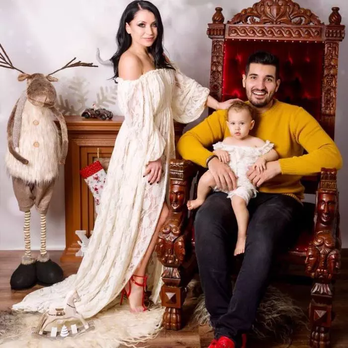 Georgiana, Nadir și fetița lor