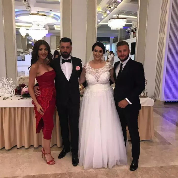 Ilinca Vandici şi Andrei Neacşu, naşi de cununie