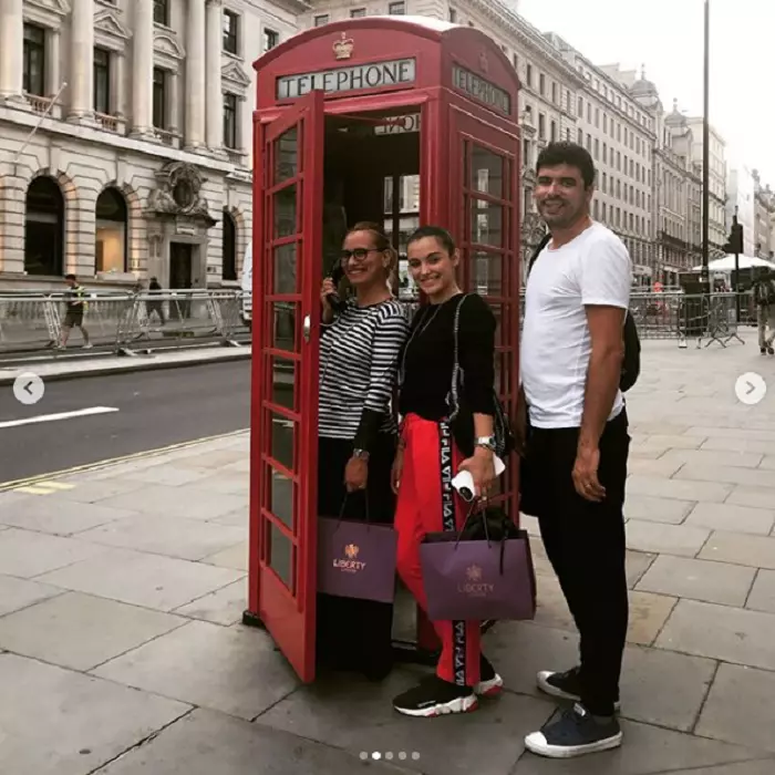 Alexia Eram incepe facultatea