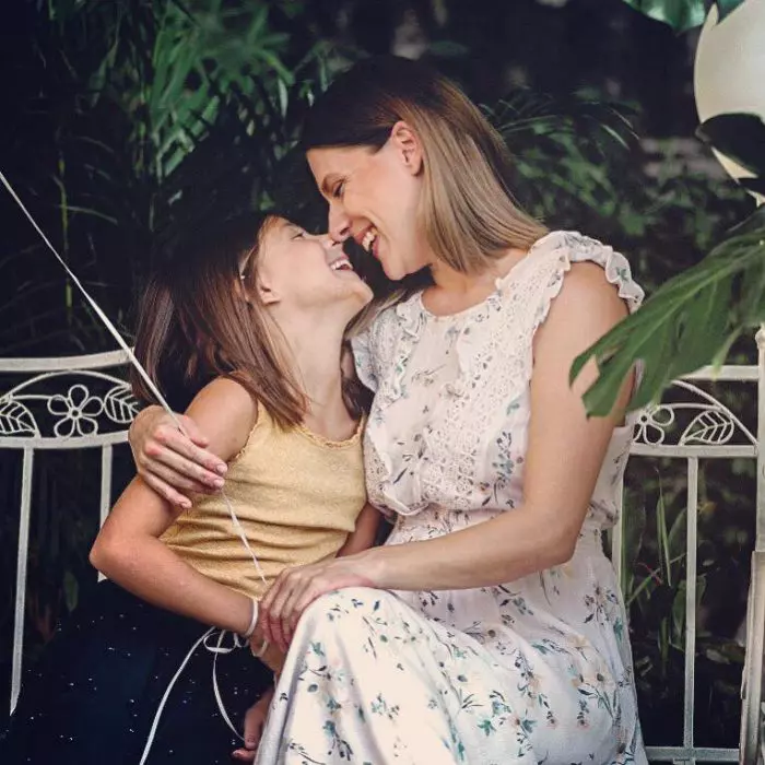 Tily Niculae și fetița ei