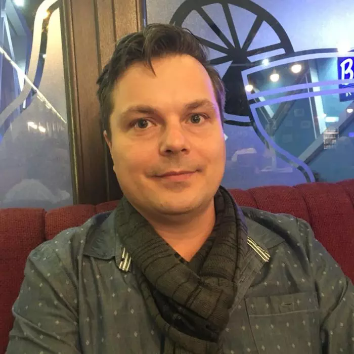 Domnul Problemă - Bogdan Tașcău