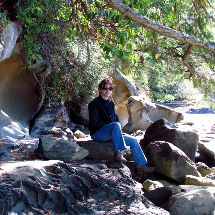 Lulu Mihăescu vine în țară de două ori pe an.