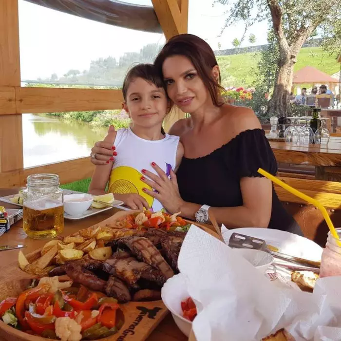 Cristina Spătar și fiica ei