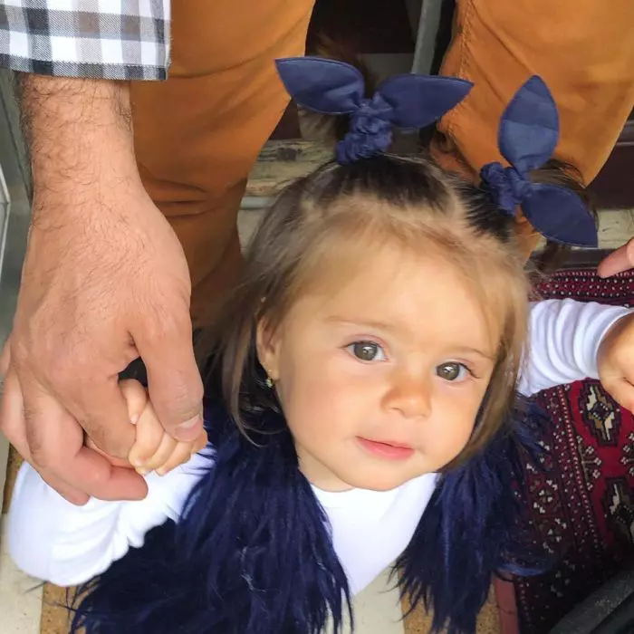 Rita, fetița Laurei Cosoi