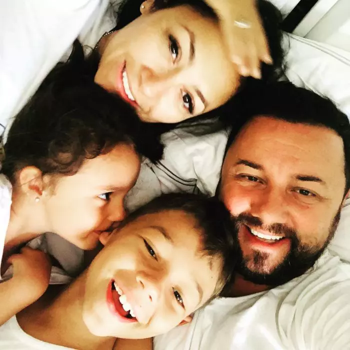 Andra împlinește 33 de ani 4