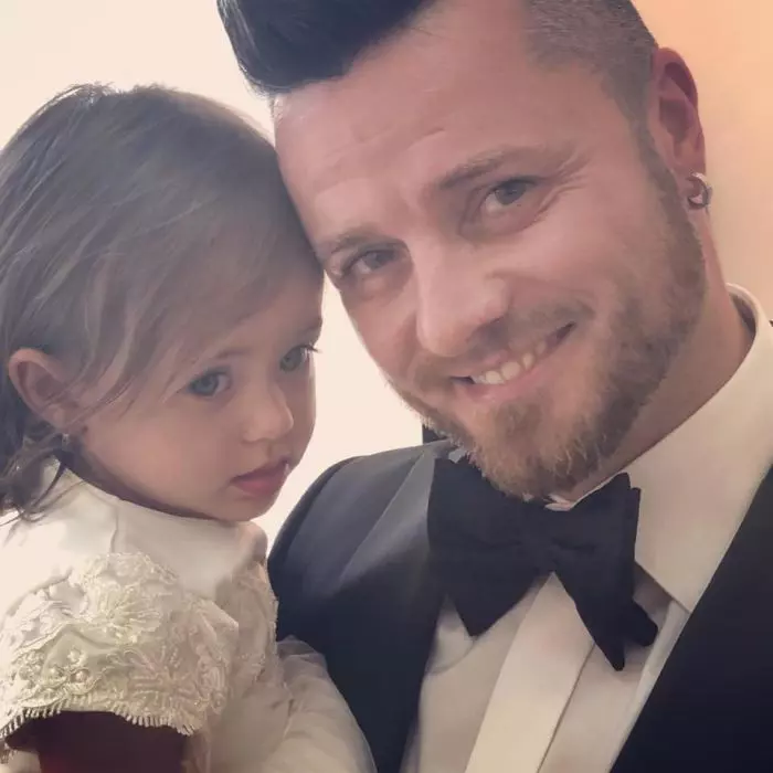 Gabriela Cristea si Tavi Clonda pregatesc botezul 1