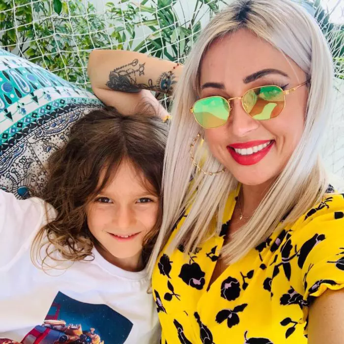 Raluca Zenga si familia 7