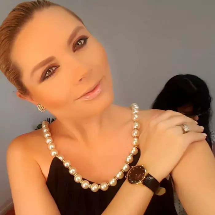 Ianna Novac  are 35 de ani