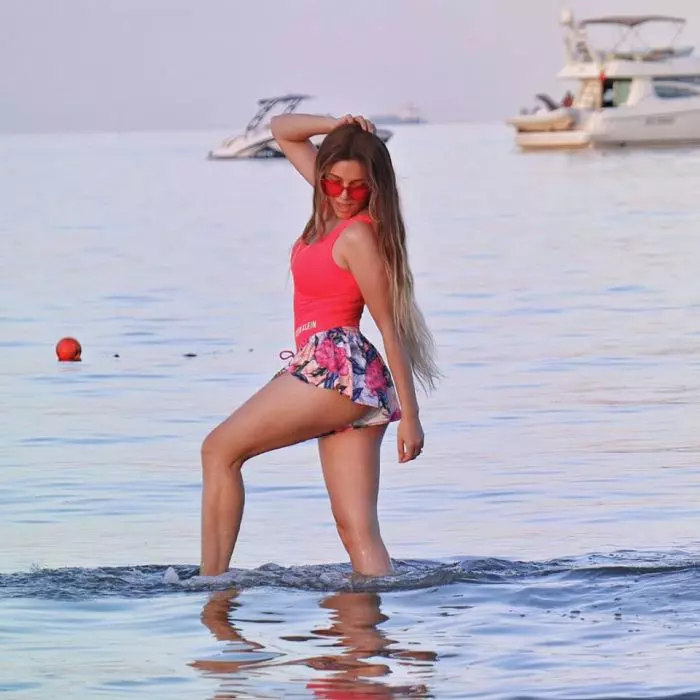 Lora a trecut printr-un accident înfiorător