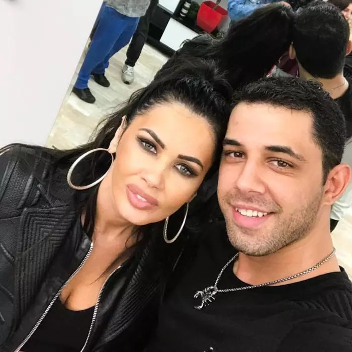 Oana Zăvoranu și Alex, soțul ei