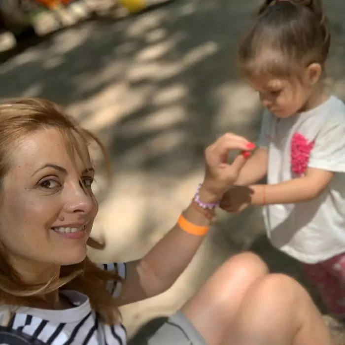 Simona Gherghe şi fiica ei, Ana Georgia