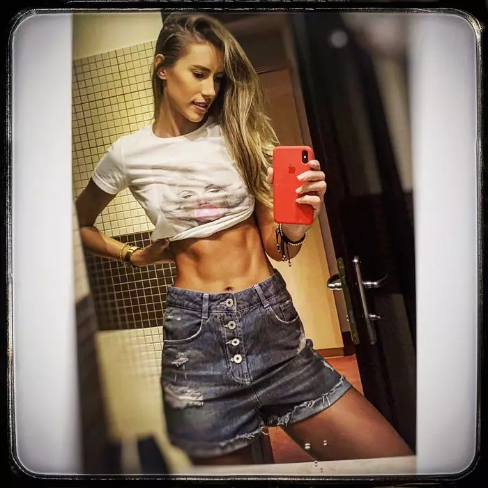 gabriela.prisacariu_65301641_2480753825308542_1118811114935463410_n