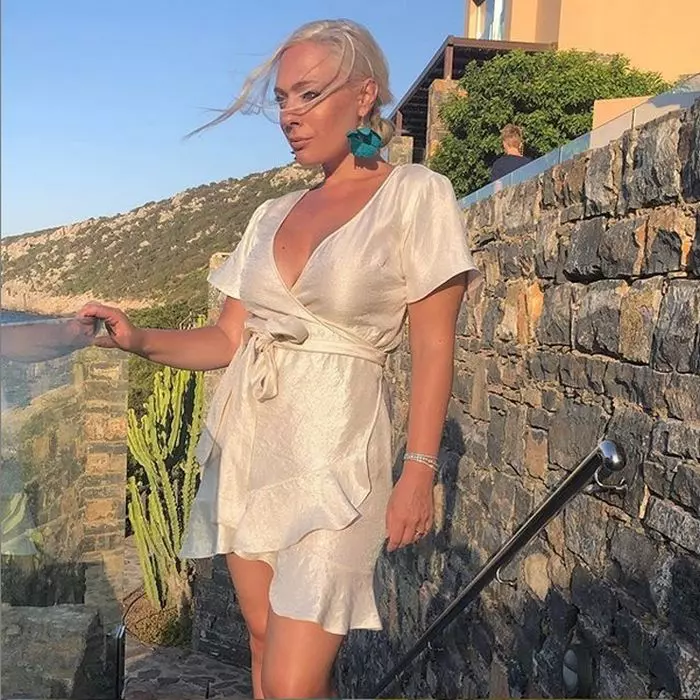 Giulia-Nahmany-costum-de-baie10