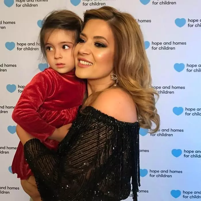 Amalia Enache și fiica ei Alma