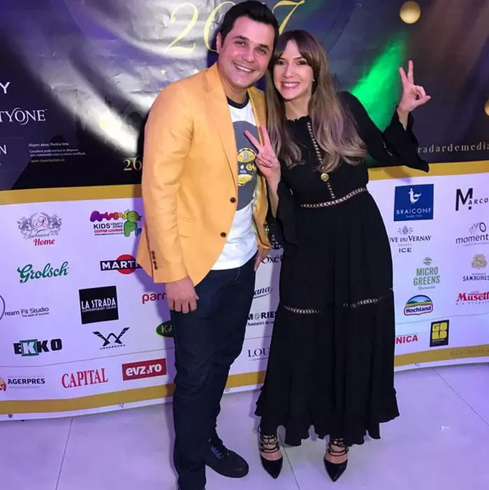 Cove și Adela Popescu