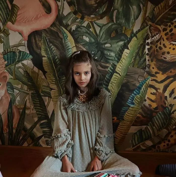 Mikaela-fiica-Iuliei-Albu-5