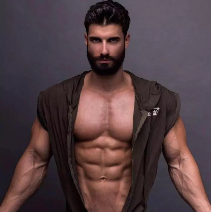 Andi-de-la-Insula-iubirii-1-1