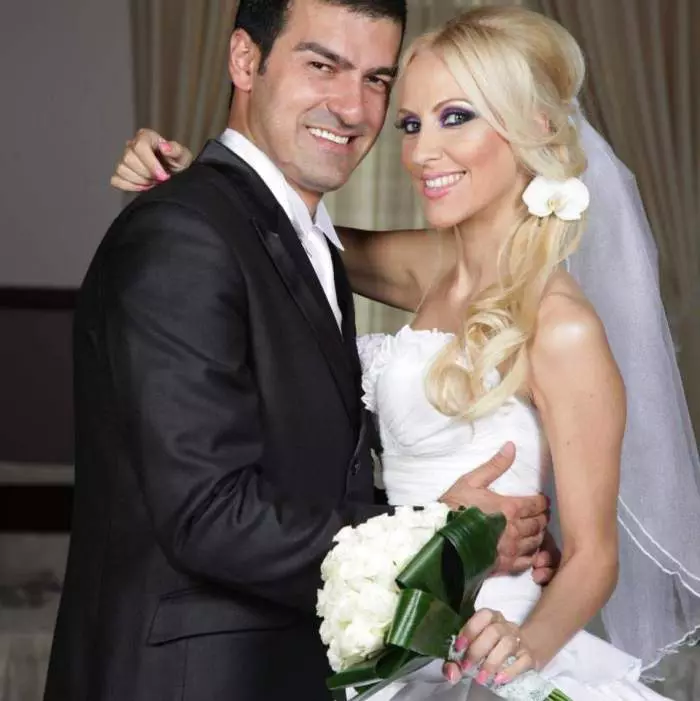 anca divorteaza dupa 10 ani