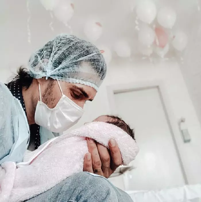 Andreea Bălan și George Burcea au doua fetite