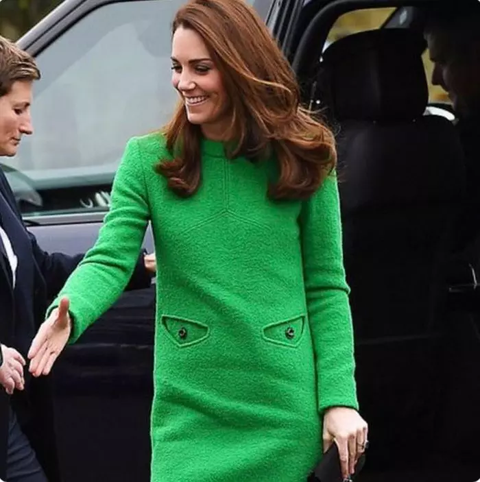 Kate-Middleton-rochie
