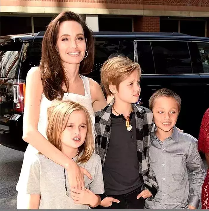 Shiloh-fiica-Angelinei-Jolie-13