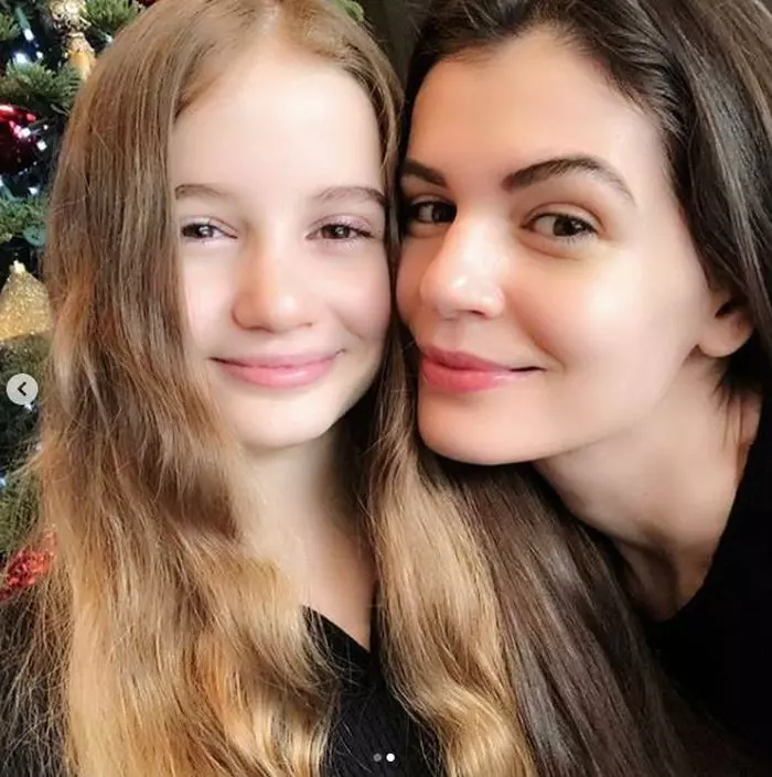 Irina și Monica Gabor