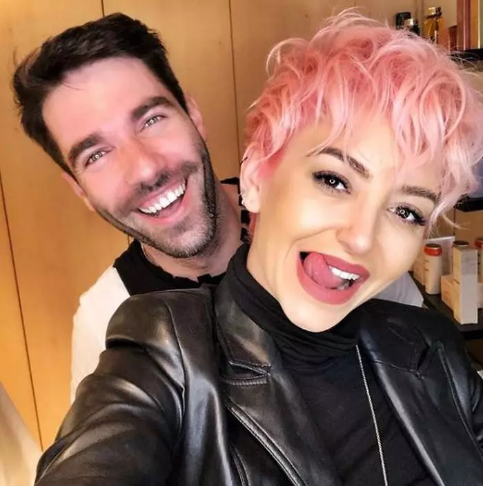 Giulia s-a vospit roz