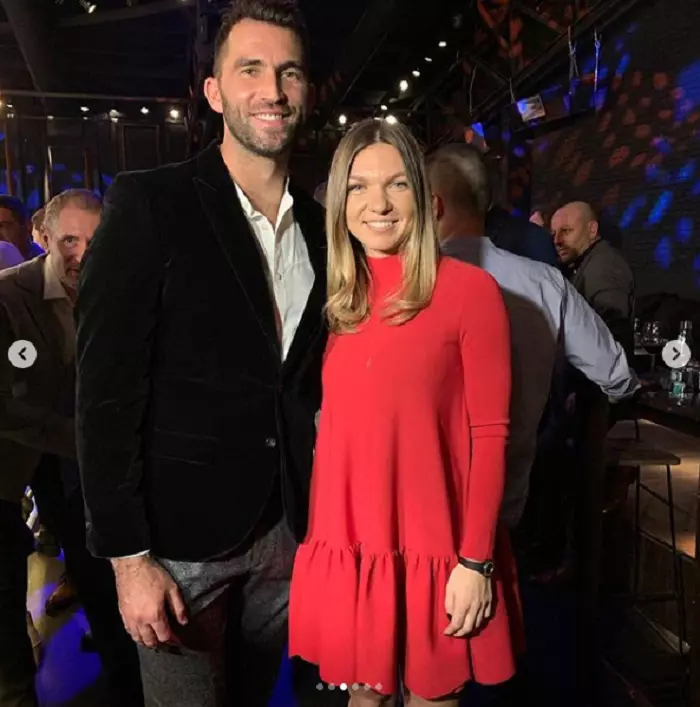 Simona Halep alături de prieteni