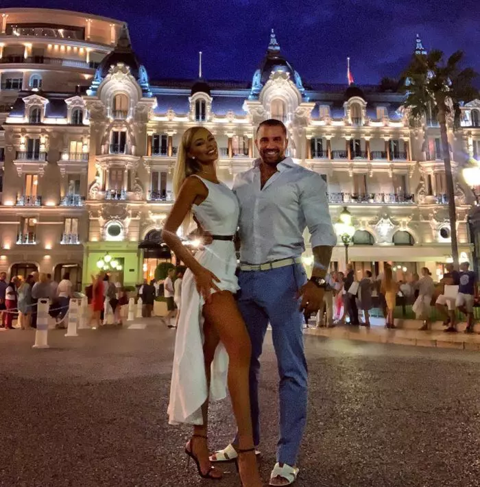 Bianca Dragusanu si Alex Bodi 3