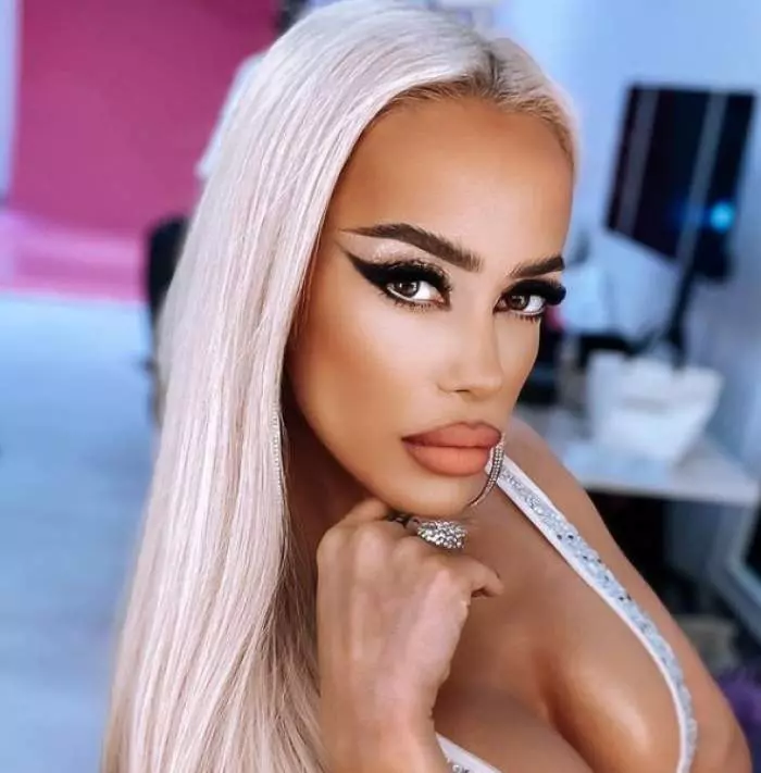 e87eb4826b1c1074f9dd5cf31250bbd9