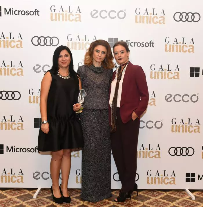 Cristina Negoita (Ringier), Elisabeta Istrate si Alexandra Cocheci (Sephora)