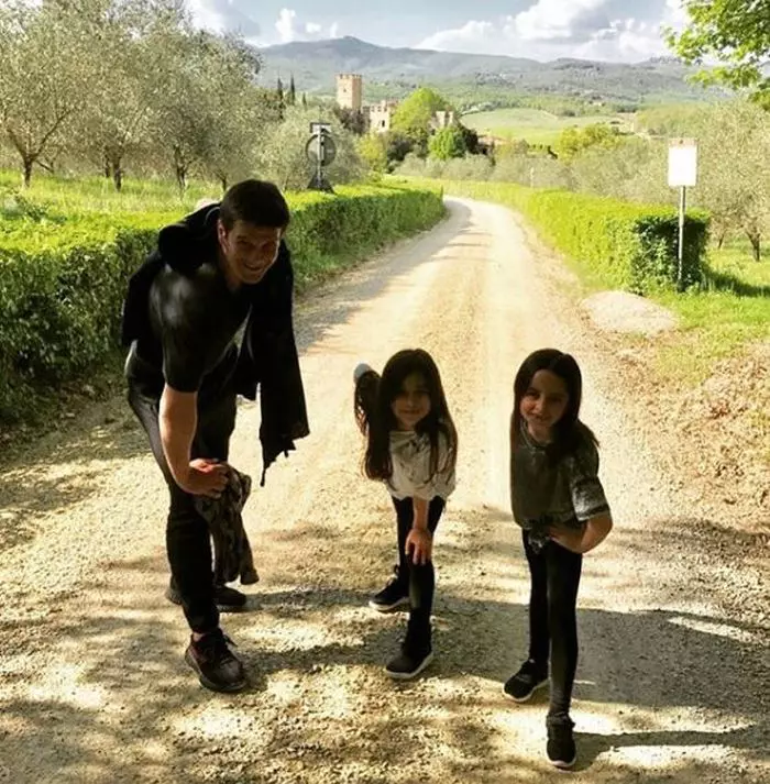 Fetele lui Cristi Chivu