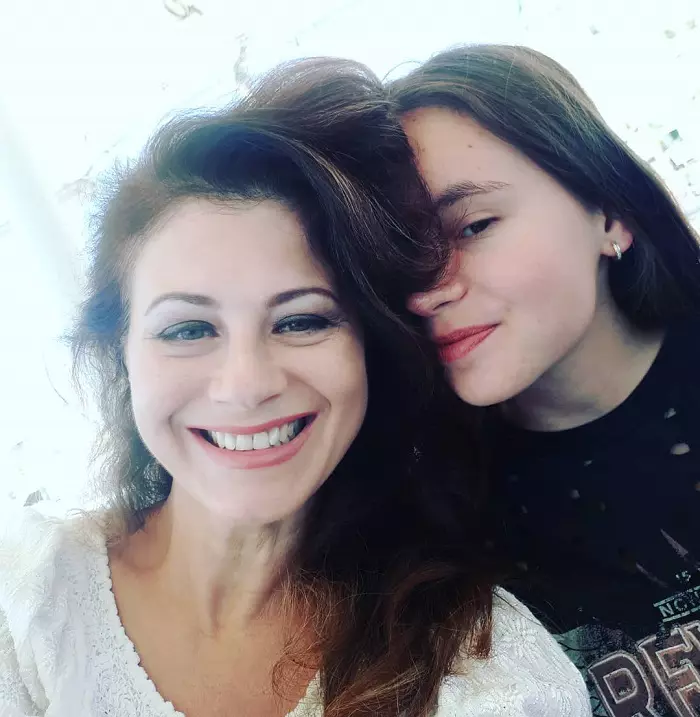 Corina Danila si fiica sa (2)