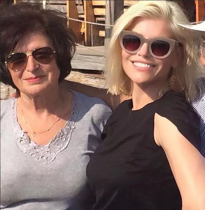 Loredana și mama sa