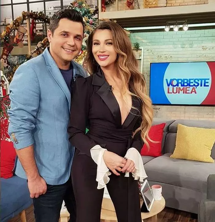 Lora și Cove la ”Vorbește Lumea”