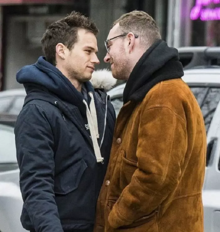 Sarut pasional între Sam Smith si iubitul său