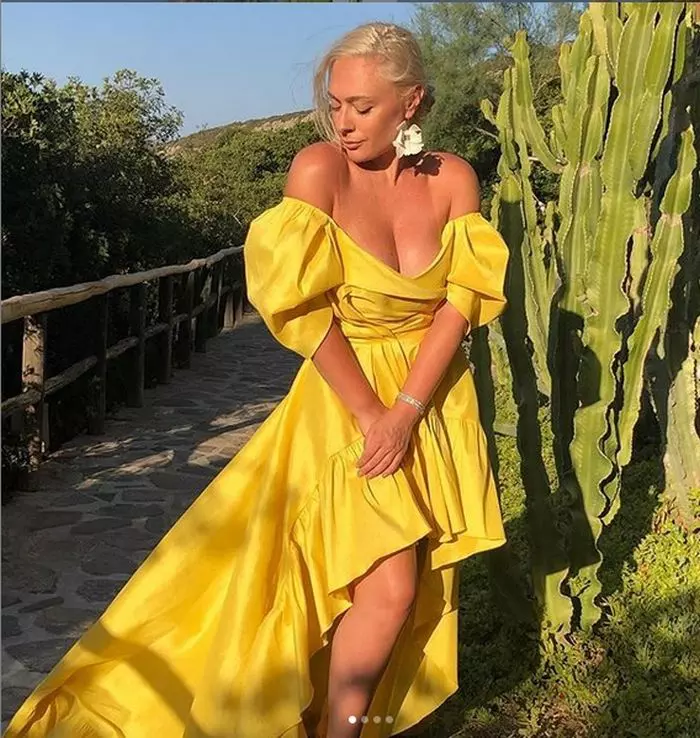 Giulia-Nahmany-costum-de-baie-11