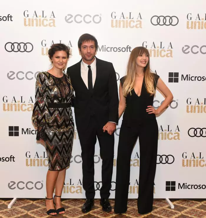 Raluca Hagiu (Unica), Adela Popescu si Radu Valcan