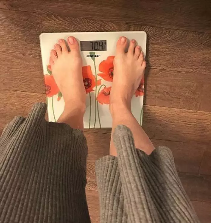 Kilogramele pe care Adela Popescu le avea înainte să nască