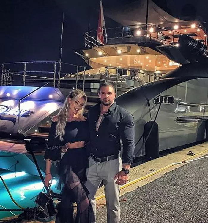 Bianca Drăgușanu și Alex Bodi la Saint Tropez