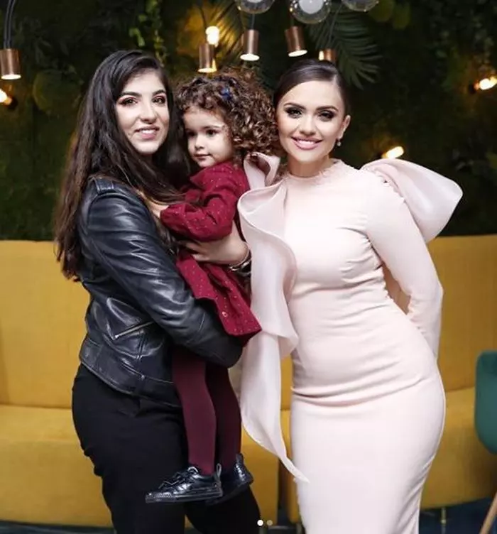 Ștefania-Ionescu-Petra-și-Cristina-Șișcanu