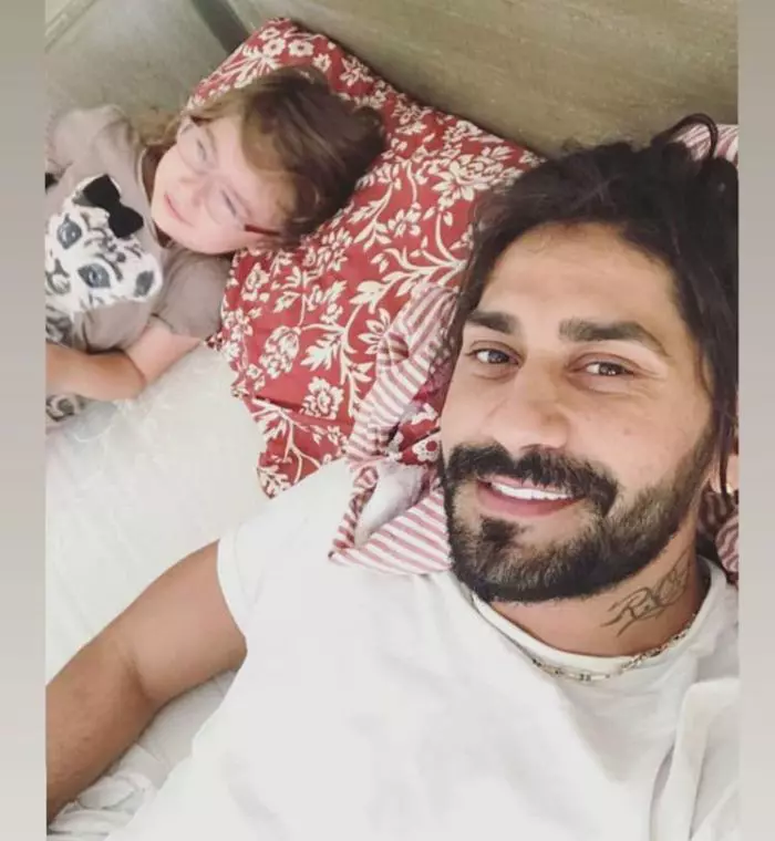 Connect-R și Misha s-au împăcat